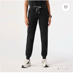 Women's Black Jogger scrub bottom an one pocket top